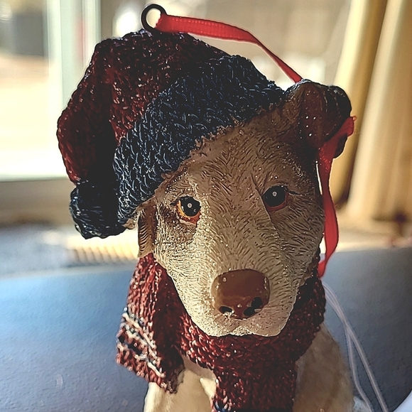 Giftcraft - Ornamental Dog, Christmas themed, can be hung or sit on a shelf - Picture 3 of 3